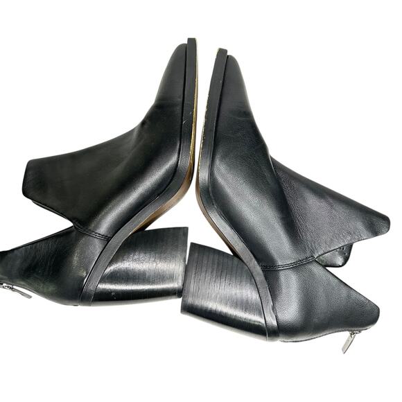 Vince Camuto Gigiettia Black Soft Leather Split Shaft Bootie Block Heel 7.5 - Picture 4 of 8